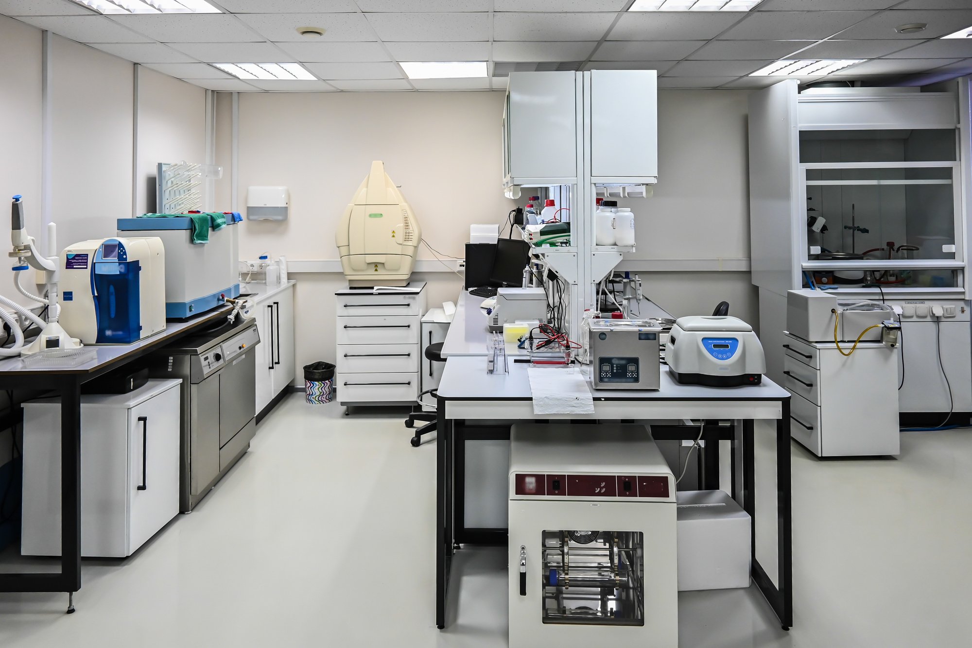 Molecular Biological Laboratory.